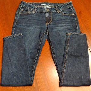 Old Navy Rockstar Low Rise Super Skinny Jeans, Med/Dark wash, Size 6 Petite